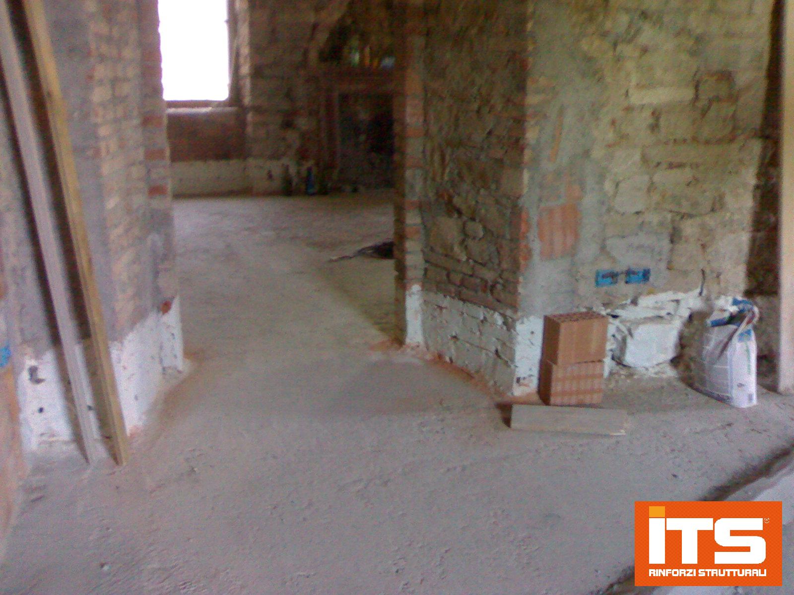 Deumidificazione con barriera chimica — Montecatini — fotografia di cantiere 4